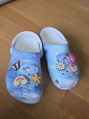 CROCS Denim Patch Clog- Fun Charms